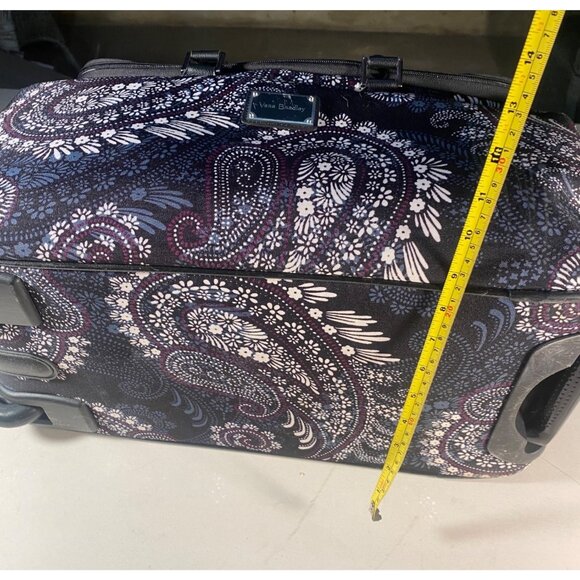 Vera Bradley  pattern - Picture 2 of 3